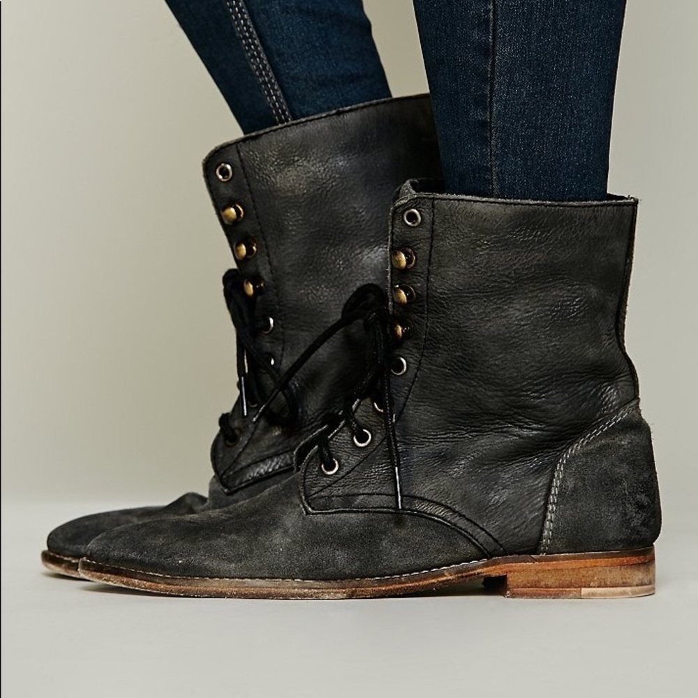 Free People Distressed Vintage Black Leather Ankle Boots Size 11/41